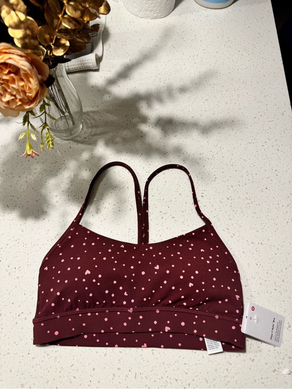 Lululemon Flow Y bra Scatter Heart / Dot Size 4